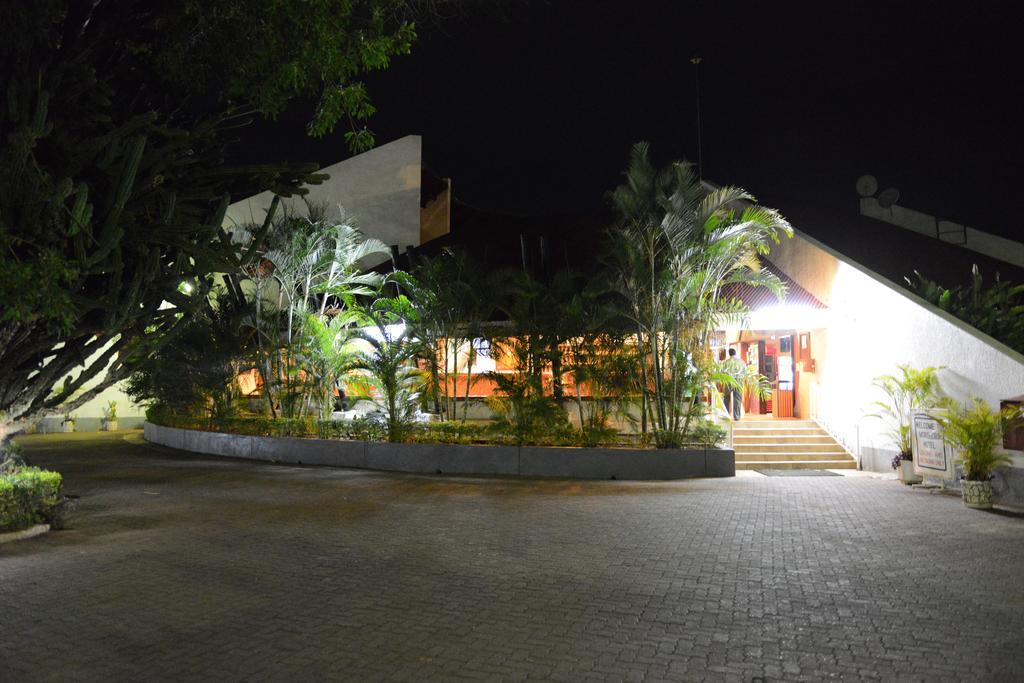 Morogoro Hotel Екстер'єр фото