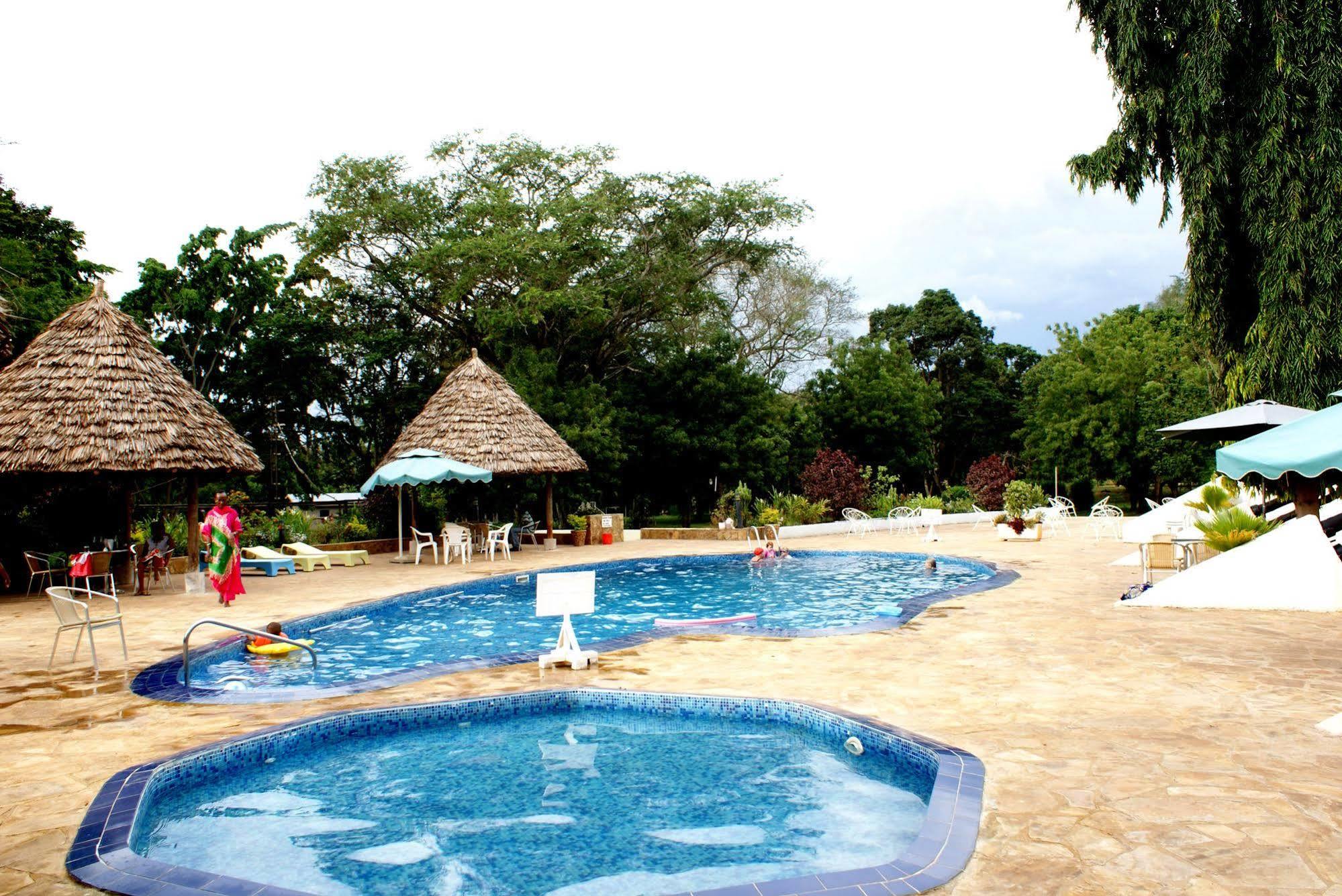 Morogoro Hotel Екстер'єр фото