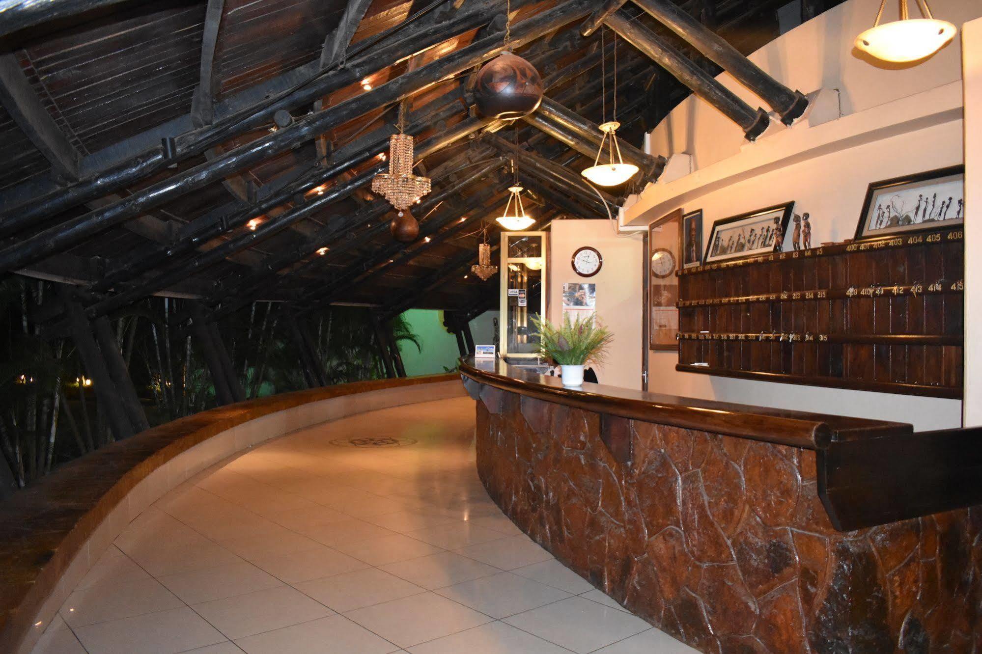 Morogoro Hotel Екстер'єр фото