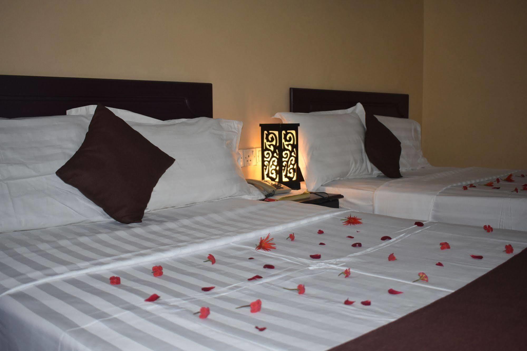 Morogoro Hotel Екстер'єр фото