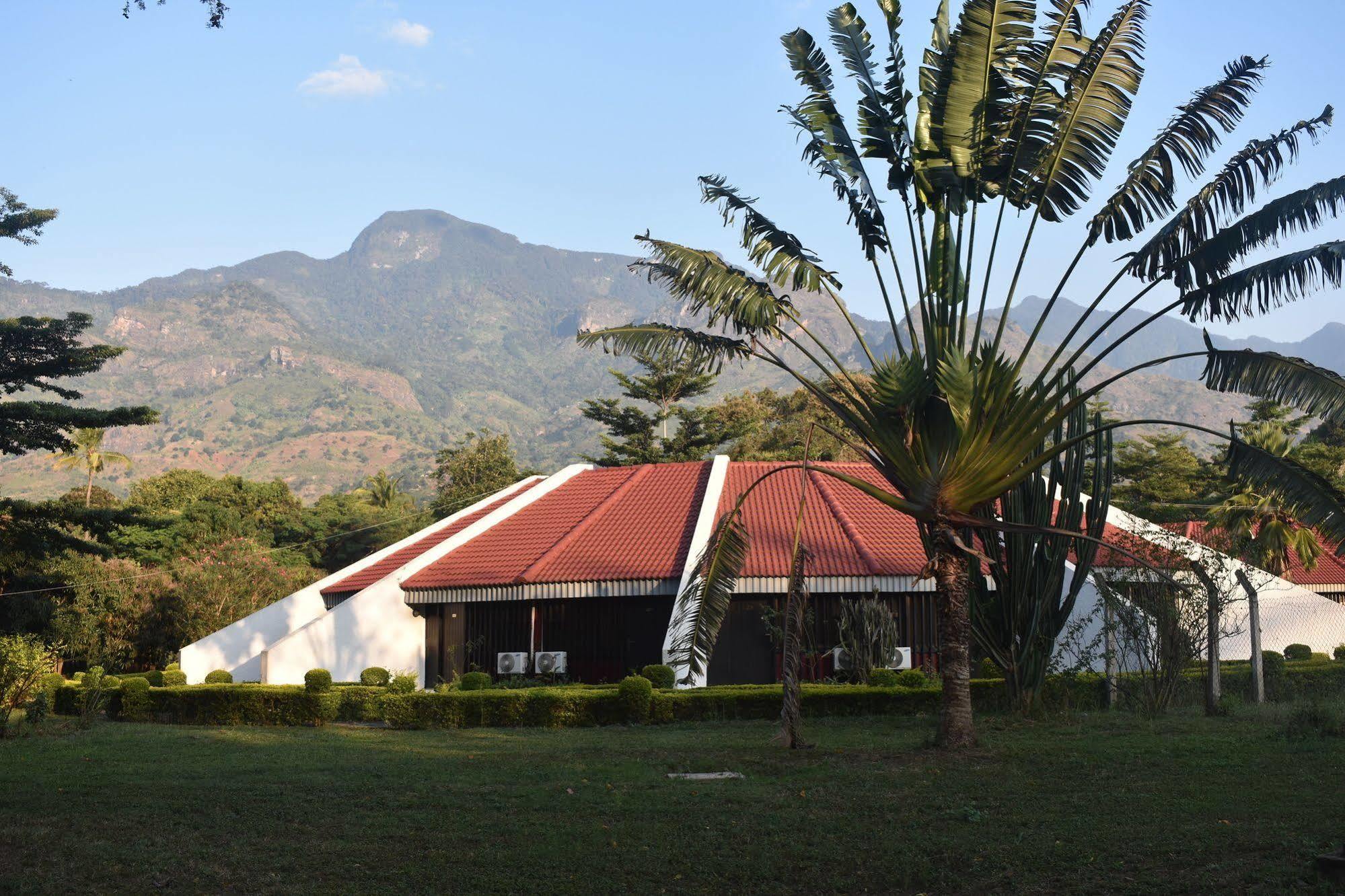 Morogoro Hotel Екстер'єр фото
